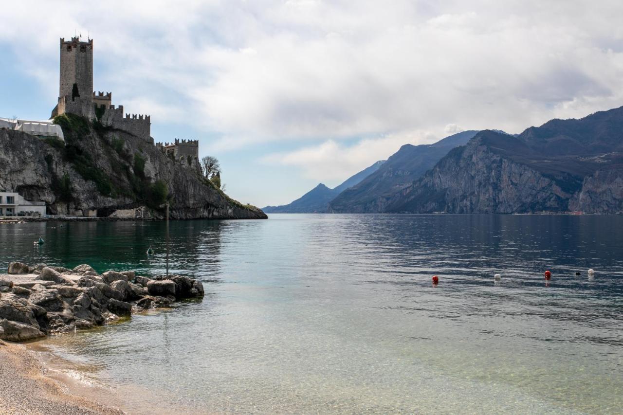 Harbor View - Malcesine Apartment Bagian luar foto